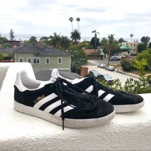adidas gazelle sneakers (black and white)